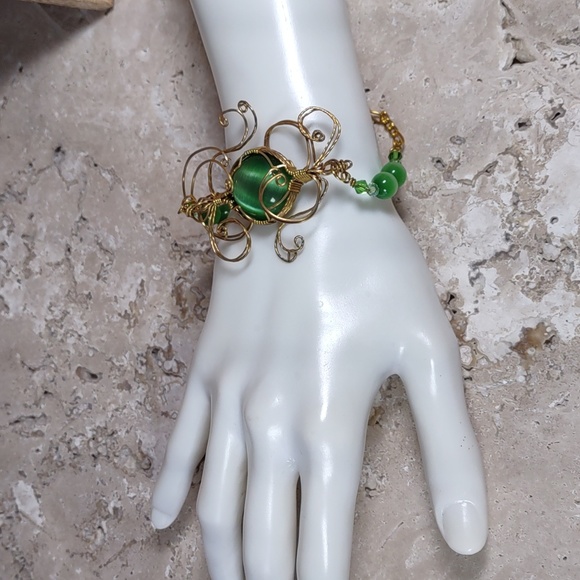 Gold Wire Wrapped Stone Bracelet - Picture 2 of 5